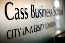 020英国MBA项目排名、学费及开学时间"