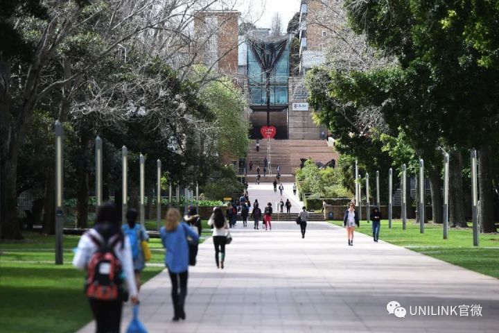 最新!澳移民部长:接种疫苗后,留学生可大批返澳无需隔离!教育部长称:“留学生返澳是明年首要任务!”澳大学仍吸引中国学生!