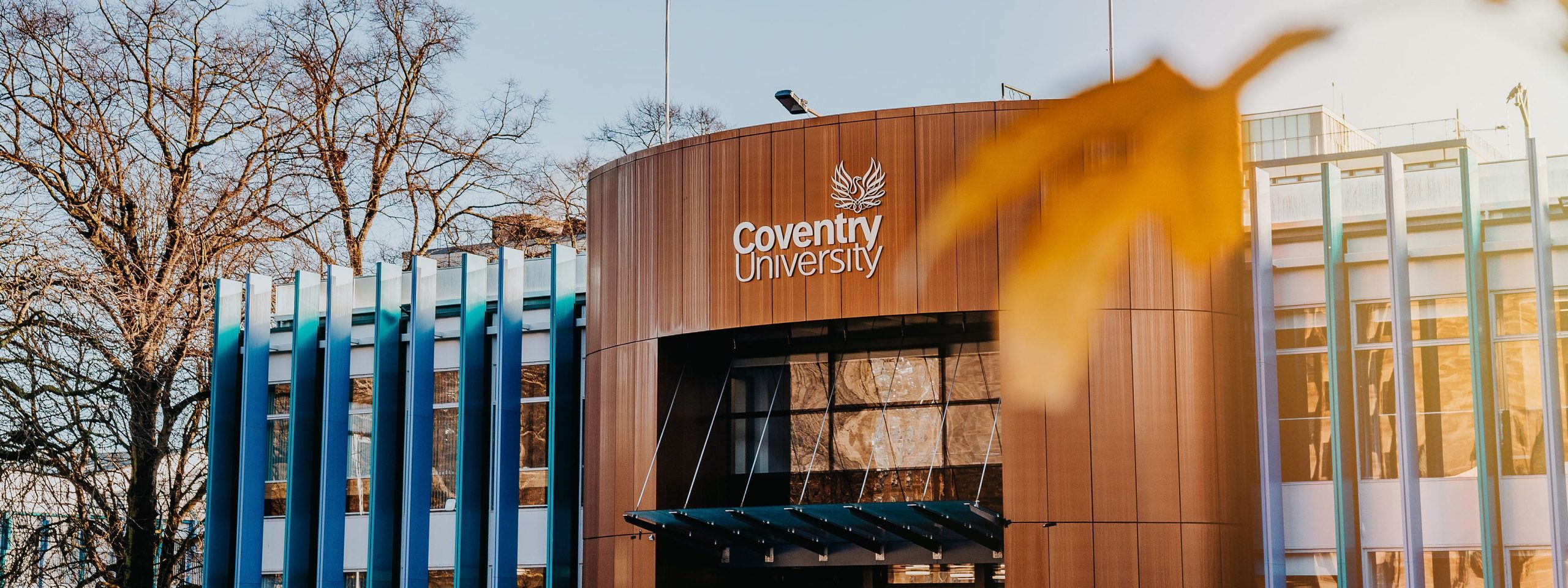 考文垂大学(Coventry University) - 排名、专业、申请(本科、硕士和预科)等最新信息