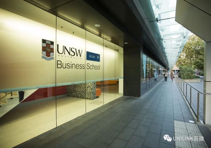 澳洲大学疯狂抢人?或降低录取标准和学费,中国留学生成关键!澳政府设立专家小组,主攻留学生及旅客返澳计划