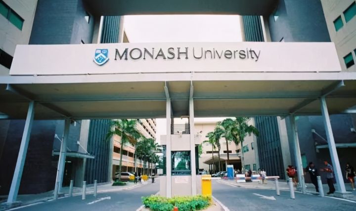 澳洲大学Final挂科率Top10曝光!留学圈瞬间男默女泪...