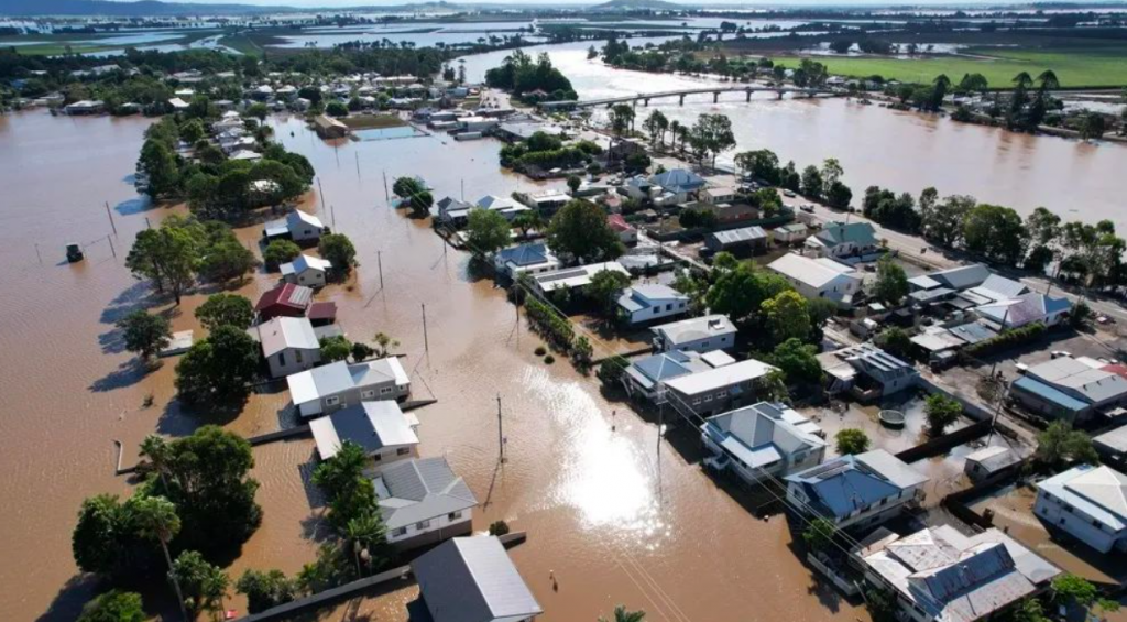 悉尼洪灾，华人司机遇难！莫里森宣布两州将进入全国紧急状态！财政援助也来了！