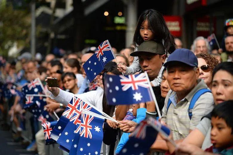 最新出炉！澳移民人数稳步增长，讲普通话人群近70万！年度配额大增，移民黄金时期来了？