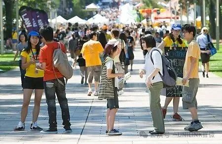 澳洲大学几乎依赖中国留学生！29所大学共盈余22亿澳币！